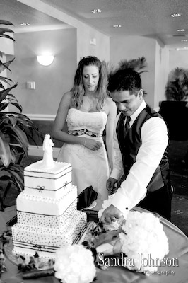 Best Heathrow Country Club wedding photographer - Sandra Johnson (SJFoto.com)